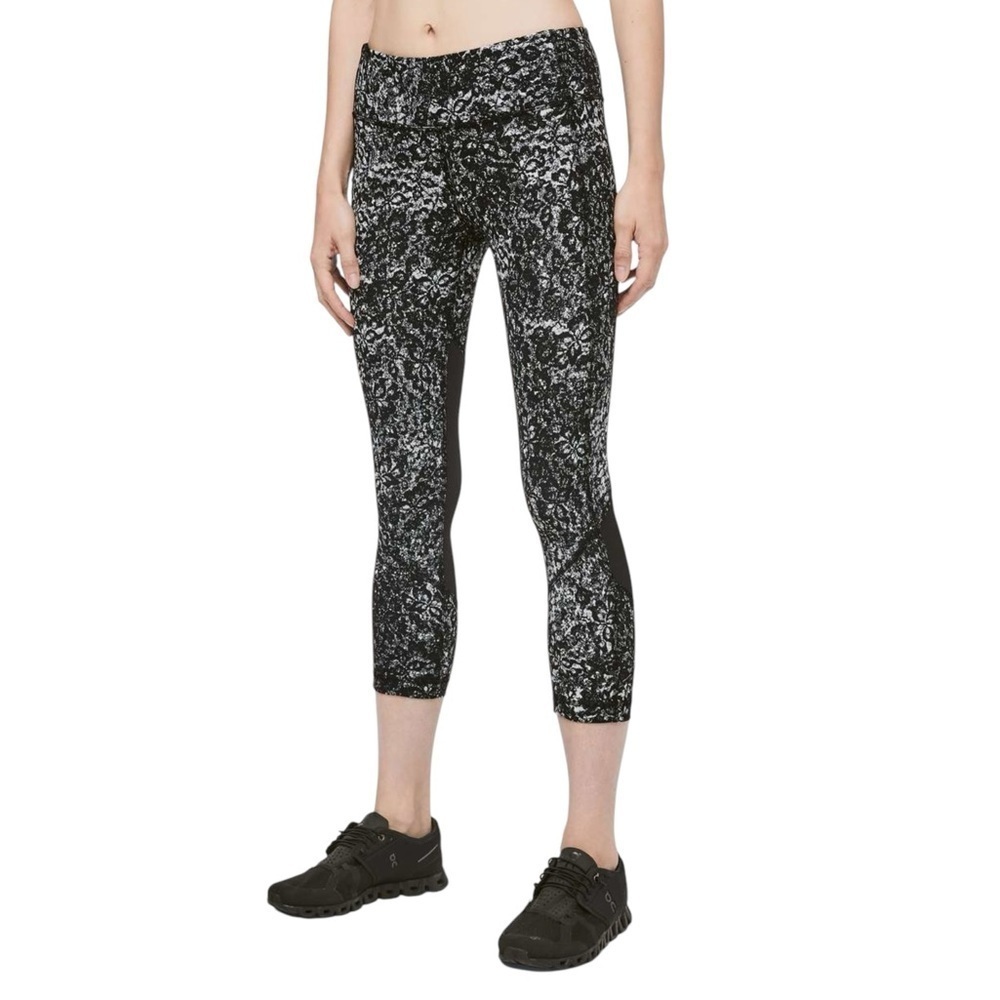 Lululemon Pace Rival Crop 22" Sz 12 Achromatize Ice Grey Black